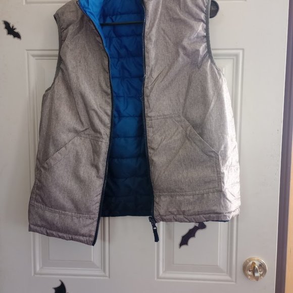 Reversible Vest - Picture 3 of 4